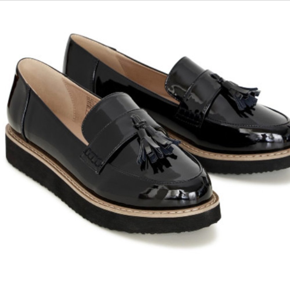 Avenue Wide Jane Shoe size 10